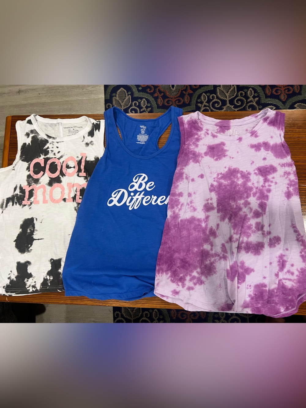 Women’s Medium Sleeveless Shirt Bundle